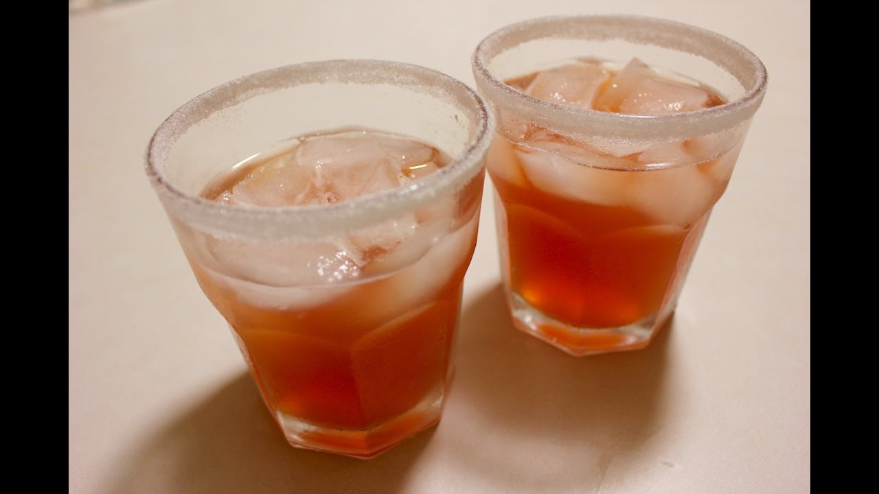 Captain Morgan Spiced Rum Cranberry Cocktail: Captain Morgan Drinks | Spiced Rum Cocktails