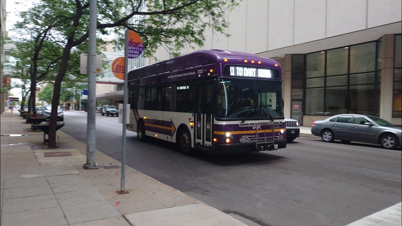DART 2023 Gillig Low Floor Plus 29' 2302 On Rt 11 Ingersoll/Valley Junction