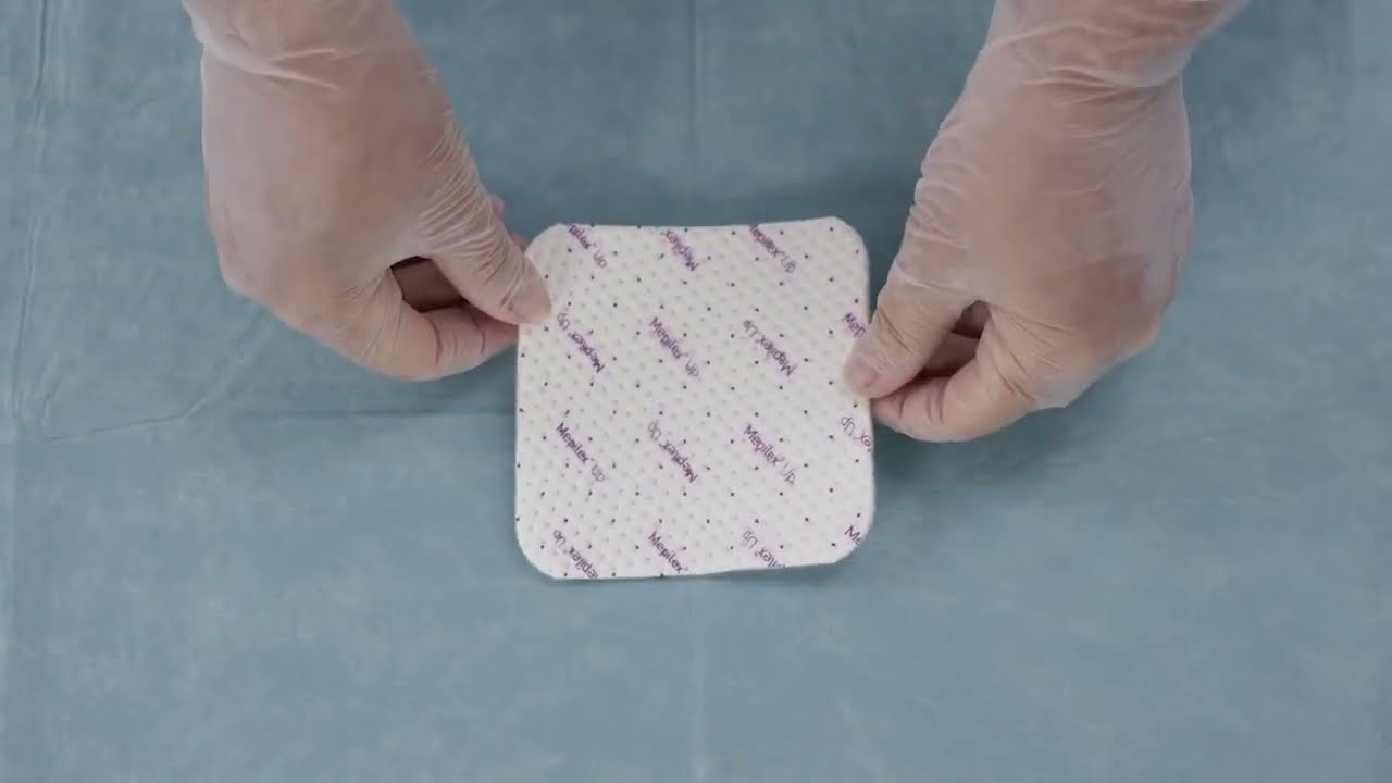 How to apply Molnlycke Mepilex UP Non-Bordered Foam Dressing on the toe?